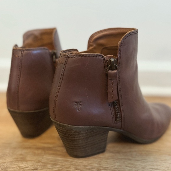 FRYE Brown Ankle Booties Judith Double Zip Leather Chunky Heel 7.5 - Picture 7 of 8